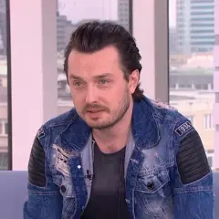 Gdzie mieszka Piotr Cugowski? Niespodziewane fakty o jego życiu w Lublinie