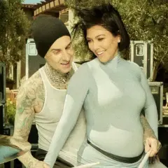 Kourtney Kardashian wiek: zaskakująca prawda o jej dacie urodzenia i życiu.