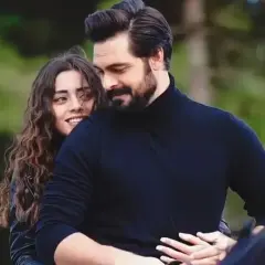 Halil İbrahim Ceyhan czy ma żonę? Znajdź odpowiedzi na ten temat.