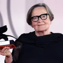 Agnieszka Holland gdzie mieszka - Warszawa jako jej spokojny azyl twórczy