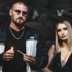 Czy Kizo ma żonę? Prawda o jego życiu prywatnym i związku