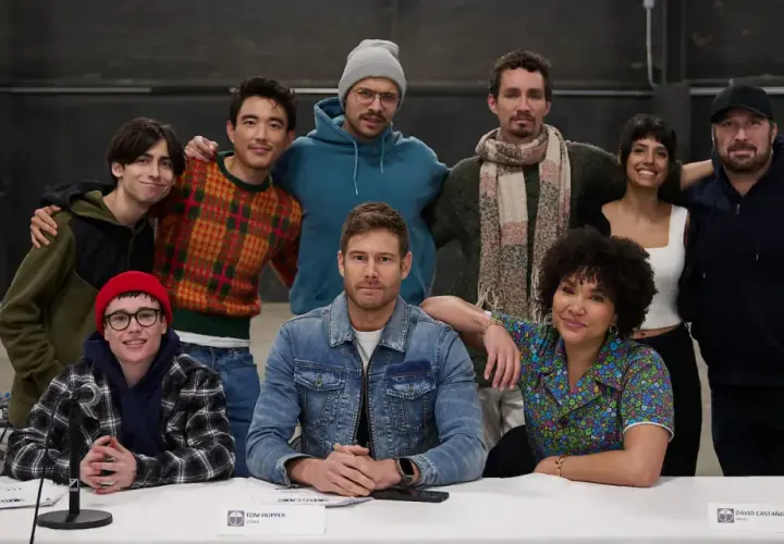 The Umbrella Academy obsada: Elliot Page, Aidan Gallagher, Tom Hopper, David Castañeda, Emmy Raver-Lampman, Robert Sheehan, Ritu Arya, Colm Feore.