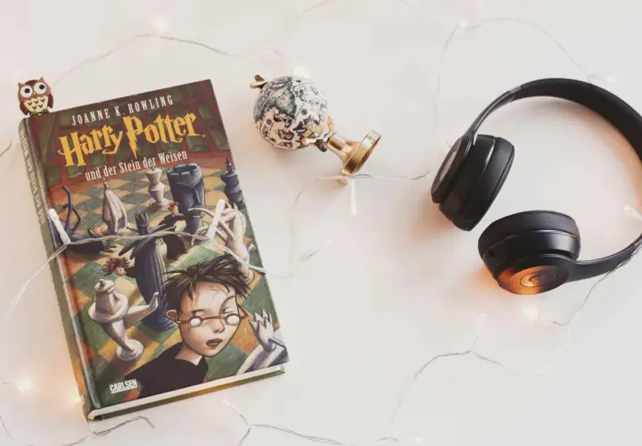 Z czego wynika sukces serii książek o Harrym Potterze?