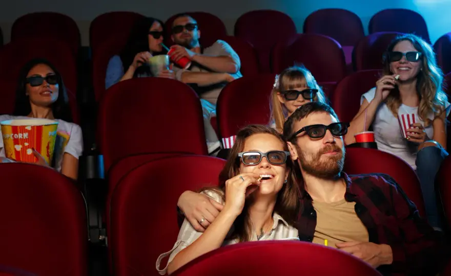 Blask świateł i gra o wszystko: jak kino pokazuje świat luksusu i ryzyka