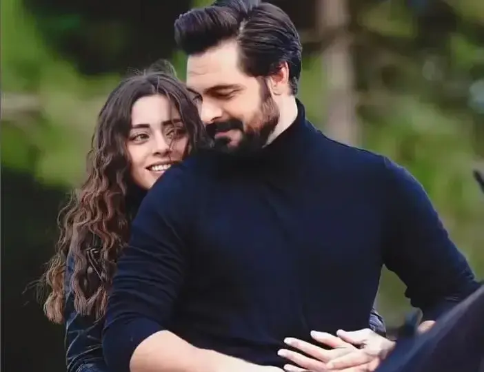 Halil İbrahim Ceyhan czy ma żonę? Znajdź odpowiedzi na ten temat.