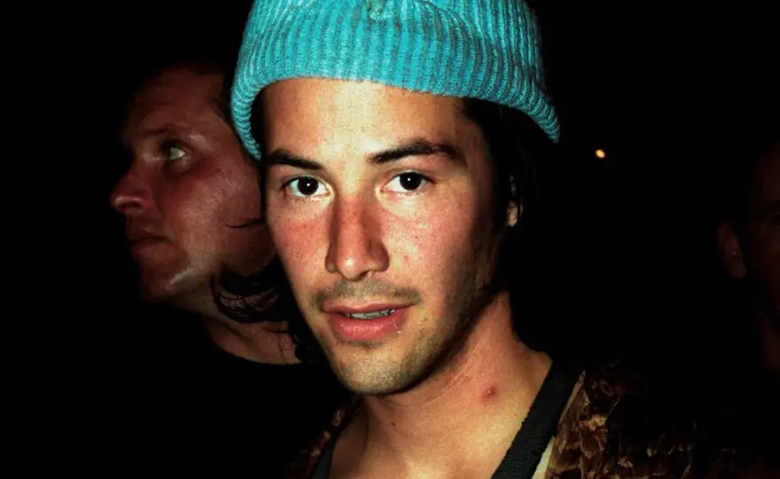Ile lat ma Keanu Reeves - Dlaczego jego wiek tak bardzo zaskakuje?