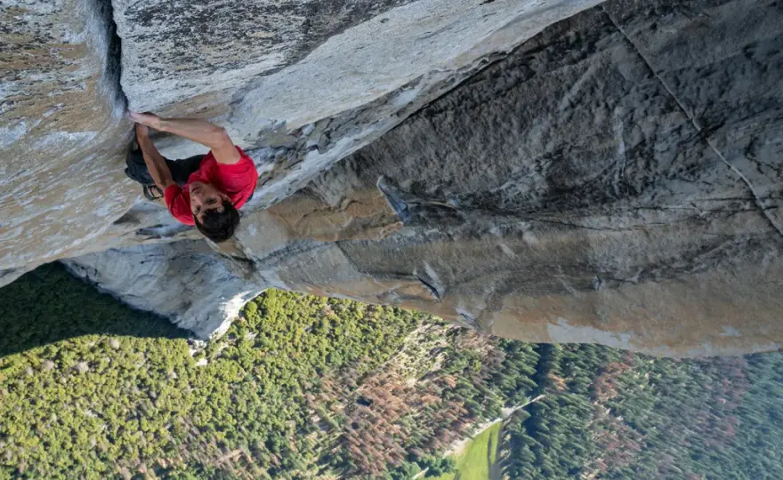 Free Solo - Gdzie legalnie obejrzeć film o wspinaczce bez asekuracji