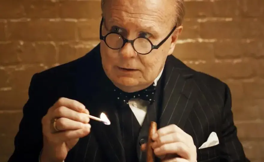 Film Czas mroku: Churchill w obliczu zagrożenia III Rzeszy