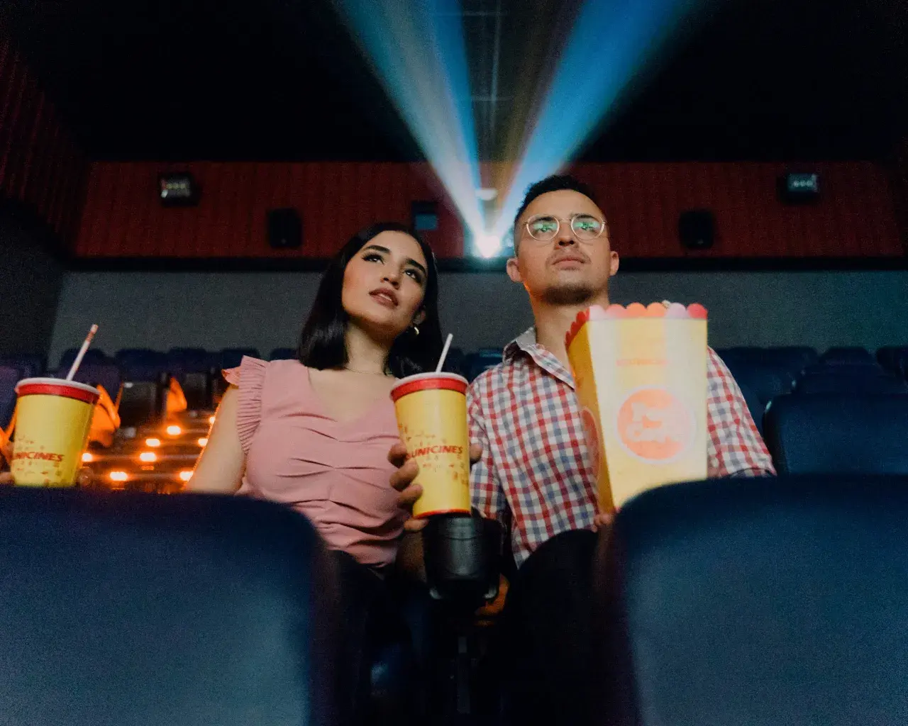 Warszawski Festiwal Filmowy 2025: w Centrum Uwagi „Odważny” – Kinowa Eksploracja Odwagi i Odporności