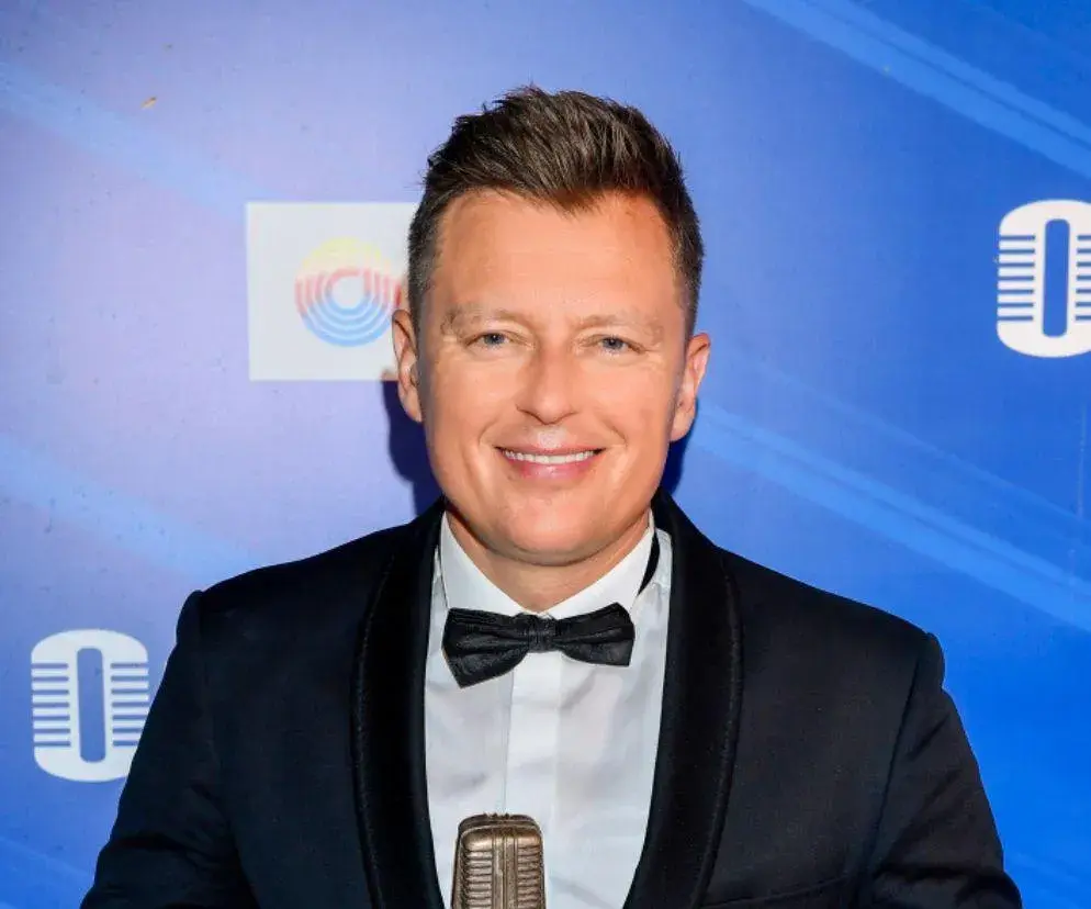 Rafał Brzozowski wiek: Ile lat ma popularny piosenkarz i prezenter?