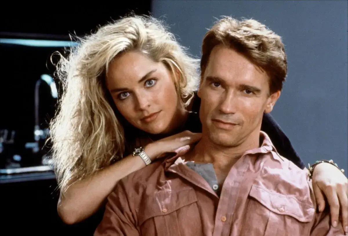 Sharon Stone i Arnold Schwarzenegger, gwiazdy filmu
